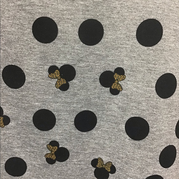 Disney~LulaRoe Classic T-Shirts~Lot of 2~Size M - Picture 7 of 7